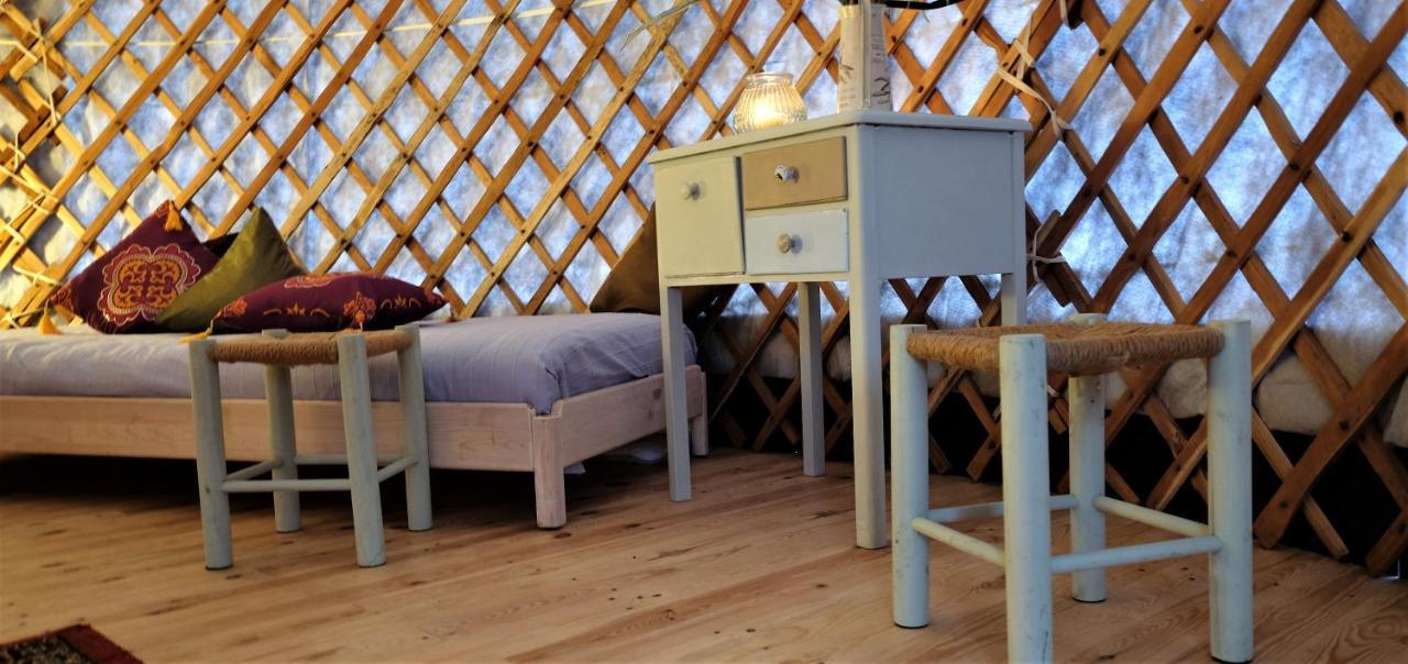 Mongolische Jurte Im Art.Quartier Hotel Velgast Luaran gambar
